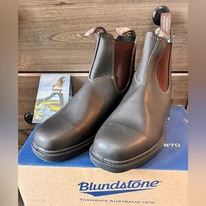 Blundstone Mens 6.5 / Women’s 8.5 Boots Display pair New